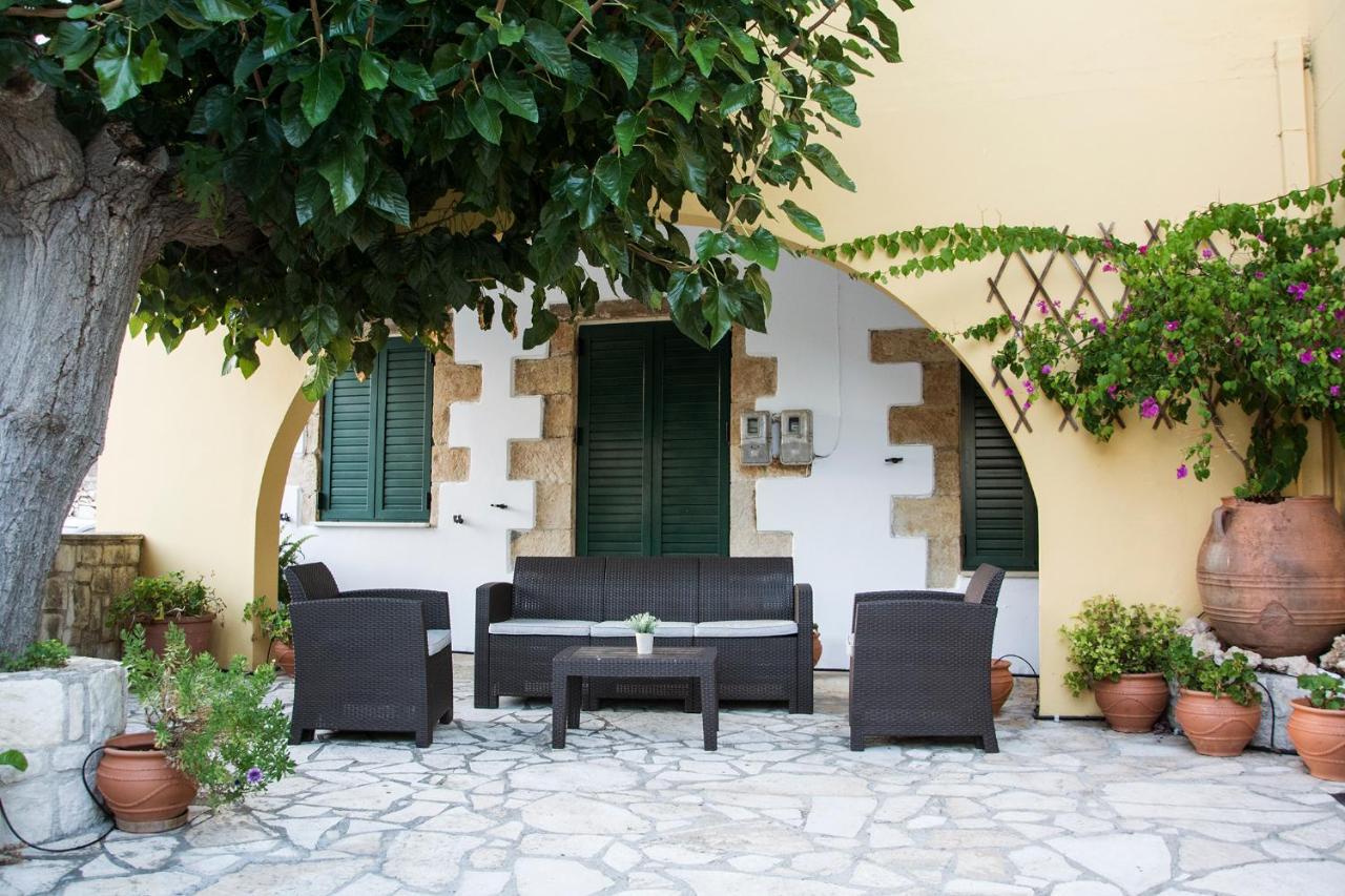 Villa Dimitris Kalamítsion Amigdhálion Esterno foto