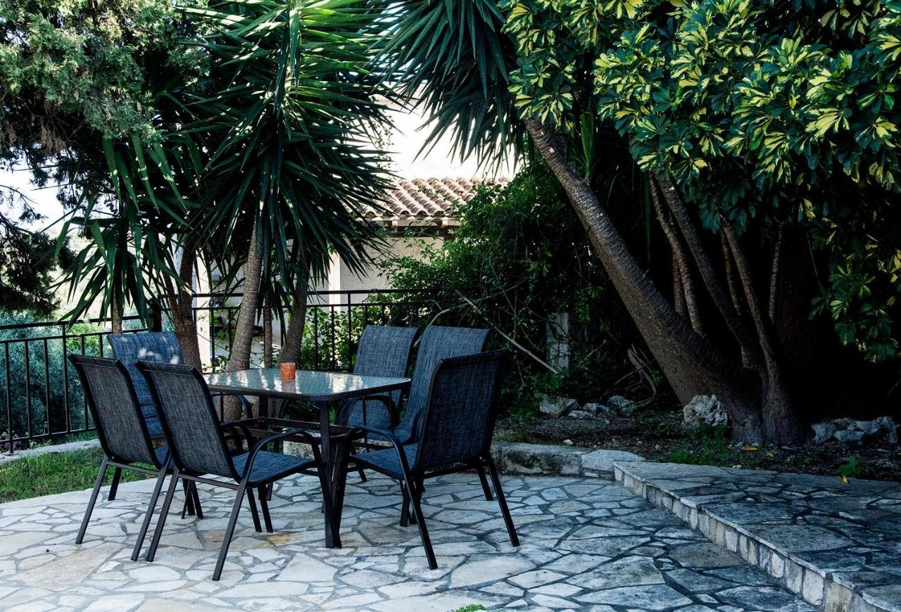 Villa Dimitris Kalamítsion Amigdhálion Esterno foto